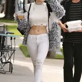 Bella Thorne голая #3373