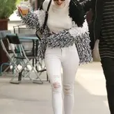 Bella Thorne голая #3383