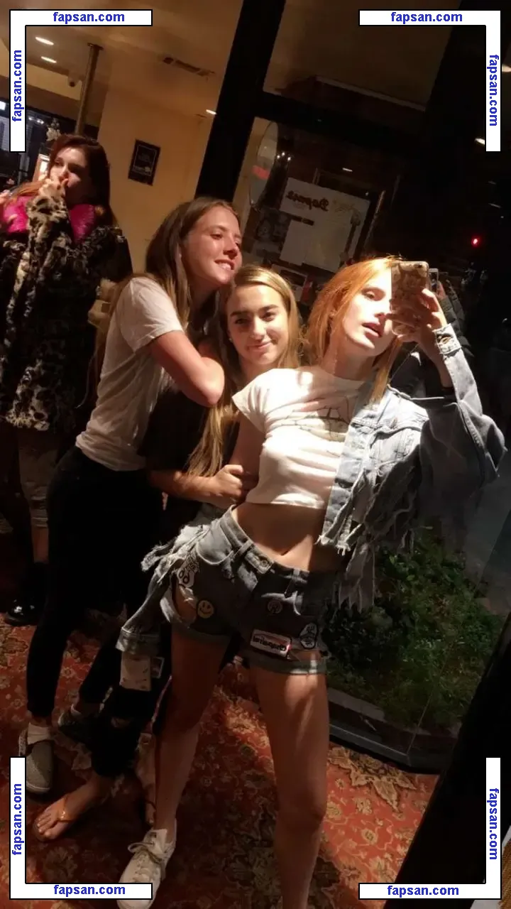 Bella Thorne голая фото #4479 с Онлифанс