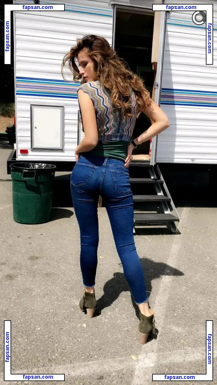 Bella Thorne голая фото #4797 с Онлифанс