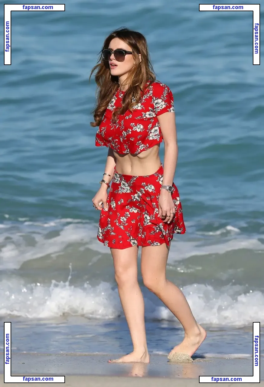 Bella Thorne голая фото #5366 с Онлифанс