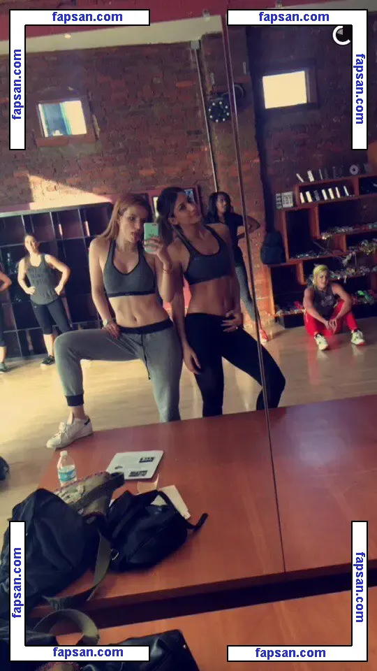 Bella Thorne голая фото #5701 с Онлифанс