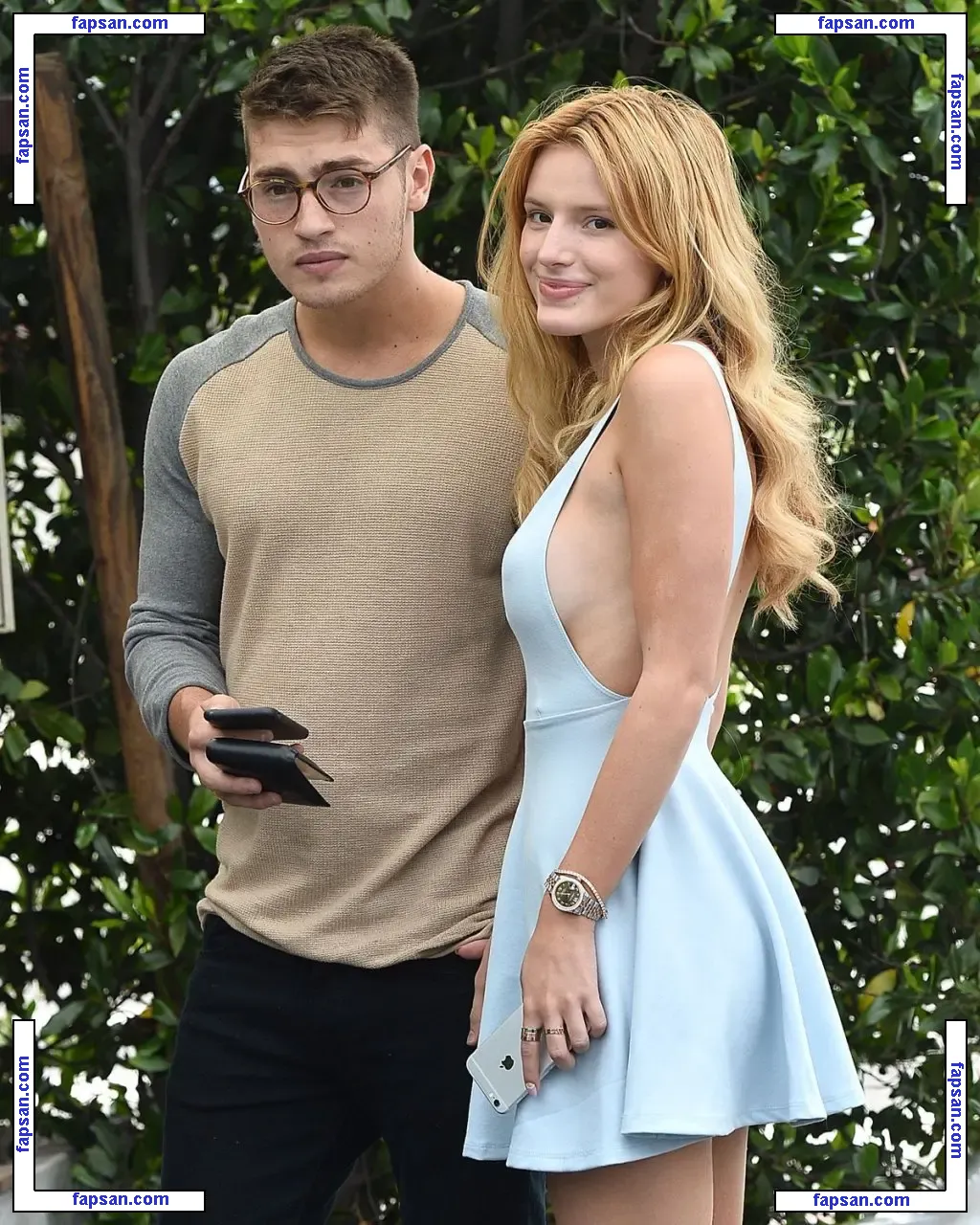Bella Thorne голая фото #5958 с Онлифанс