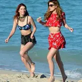 Bella Thorne голая #5305