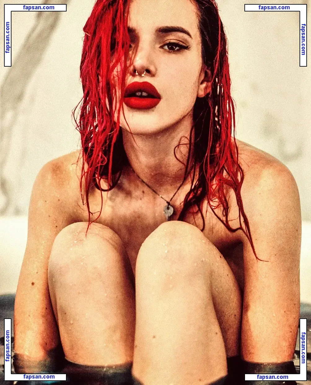 Bella Thorne голая фото #6062 с Онлифанс
