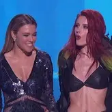 Bella Thorne голая #6209