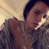 Bella Thorne голая #6733