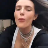 Bella Thorne голая #7060