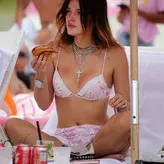 Bella Thorne голая #7172