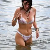 Bella Thorne голая #7181