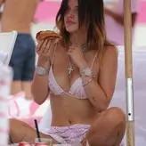 Bella Thorne голая #7216