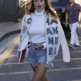 Bella Thorne голая #7257