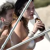 Bella Thorne голая #7452