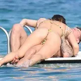 Bella Thorne голая #7606
