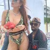 Bella Thorne голая #8869