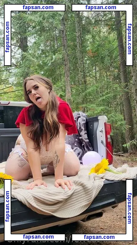 Bella Woods голая фото #0002 с Онлифанс