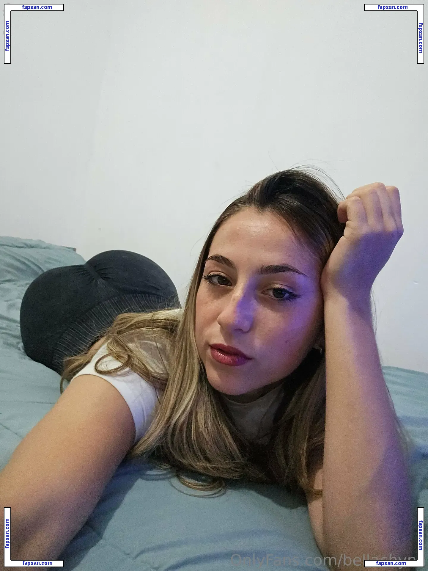 bellachyna nude photo #0022 from OnlyFans