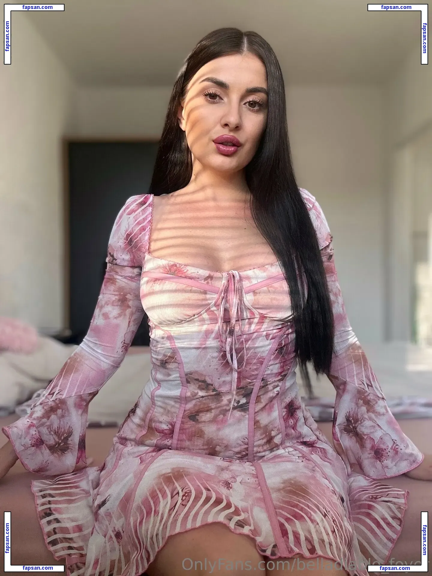 belladiablo_foyer nude photo #0003 from OnlyFans