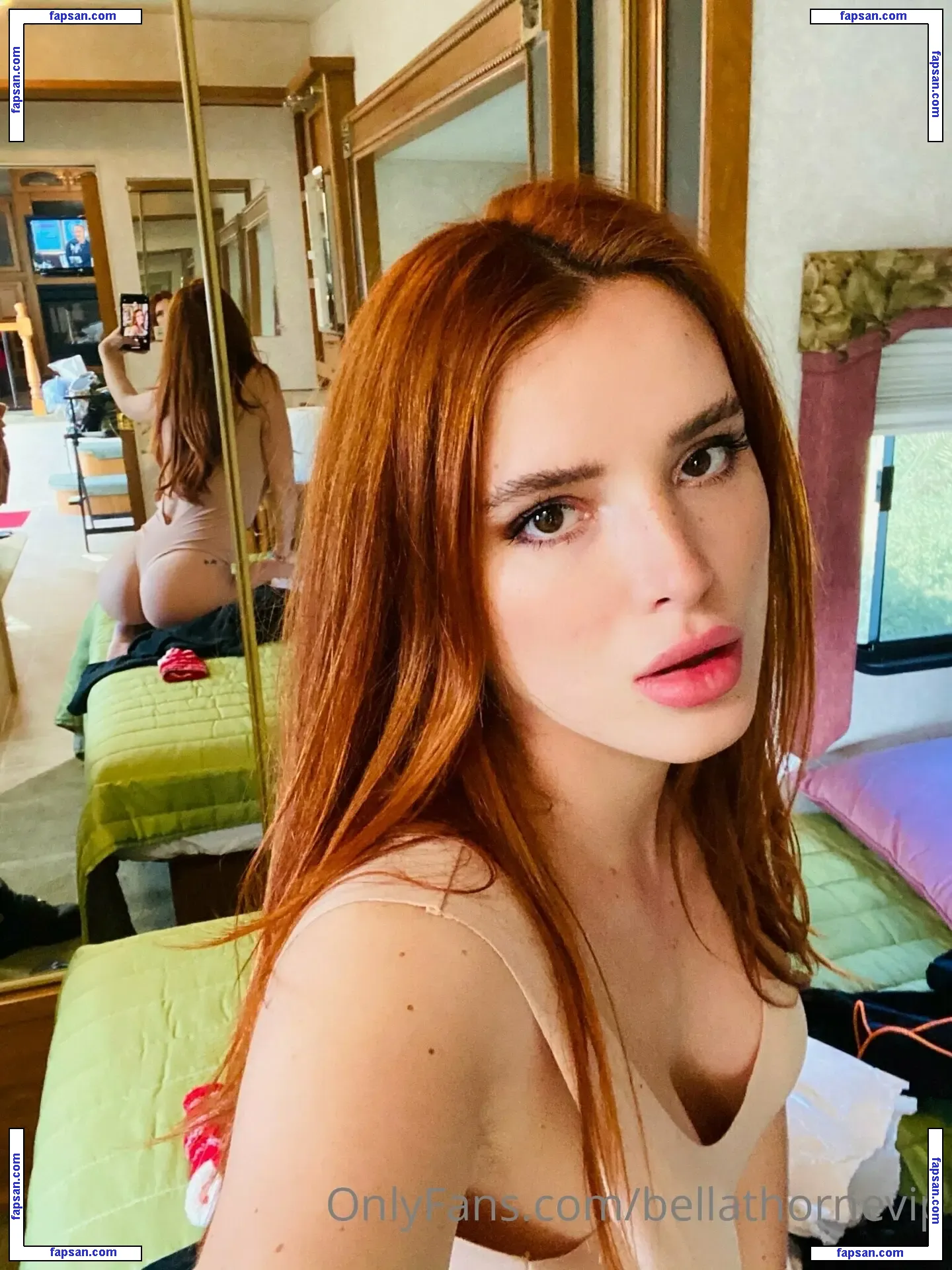 bellathornevip / bellathorne голая фото #0057 с Онлифанс