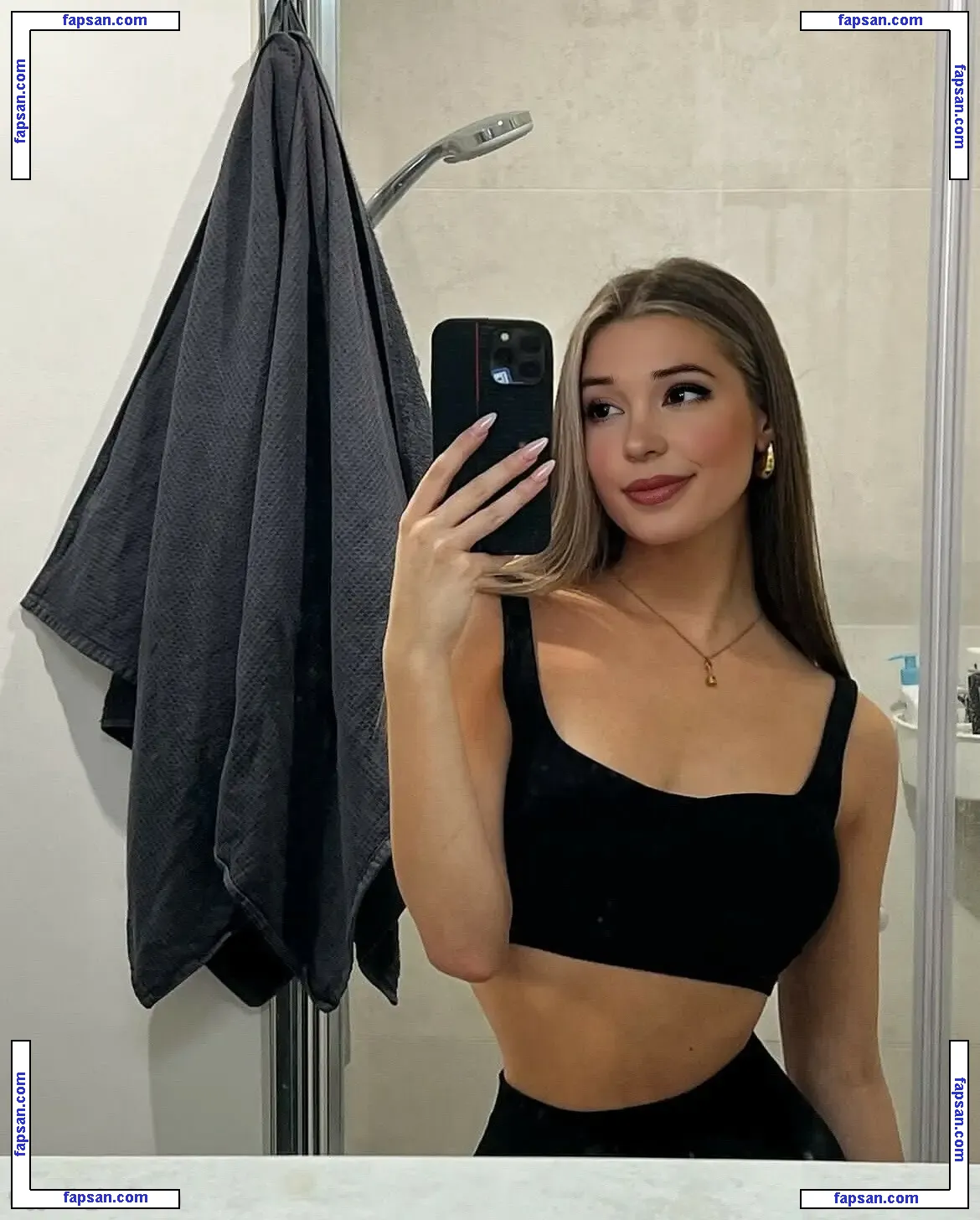 Belle Delphine nude photo #0002 from OnlyFans