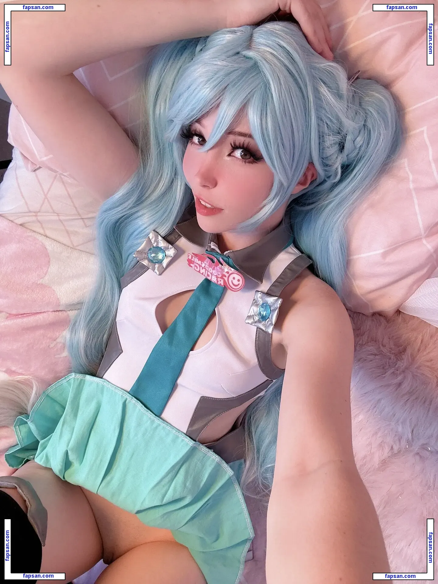 Belle Delphine голая фото #0006 с Онлифанс