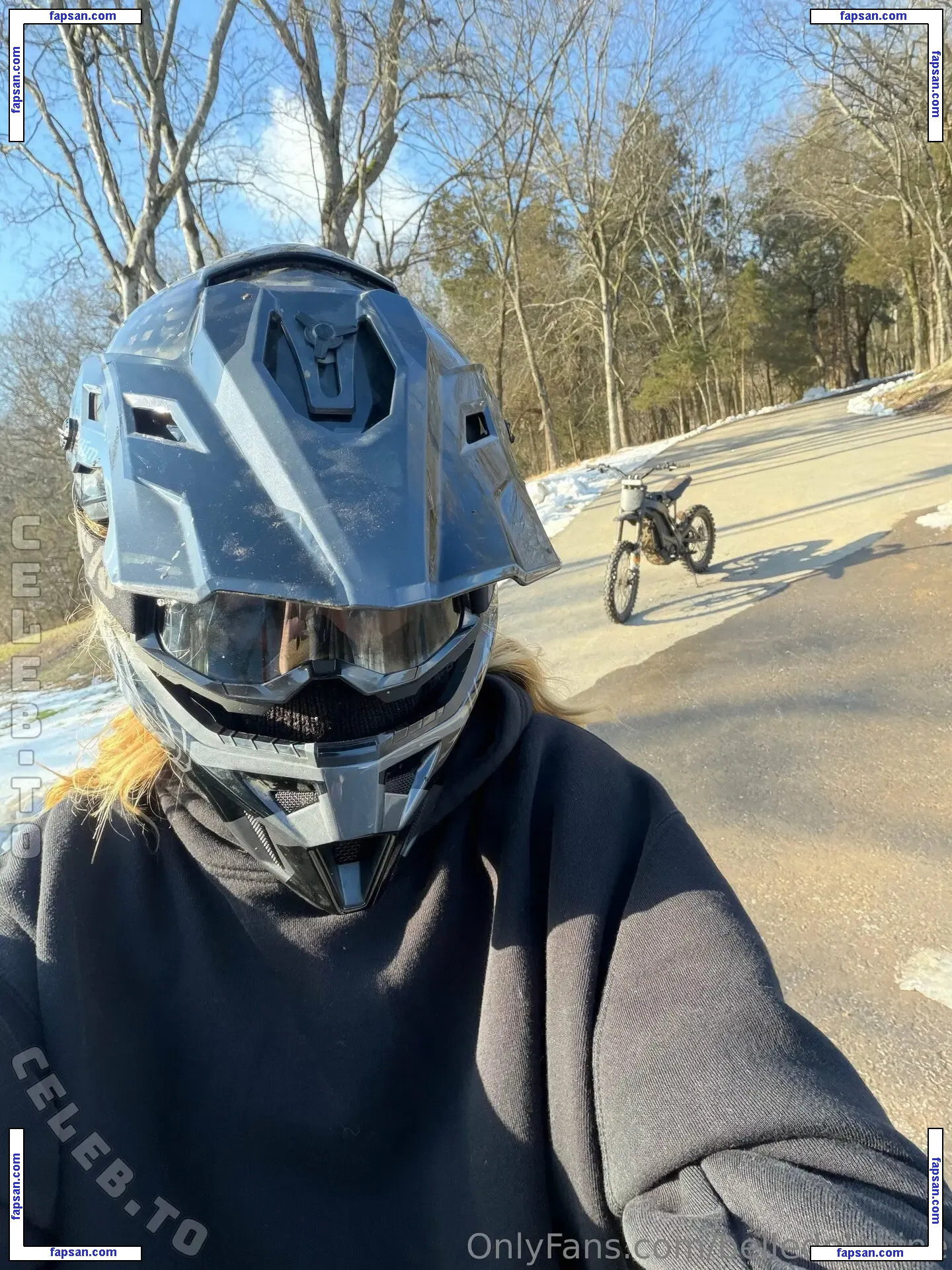 Belle Delphine nude photo #0342 from OnlyFans