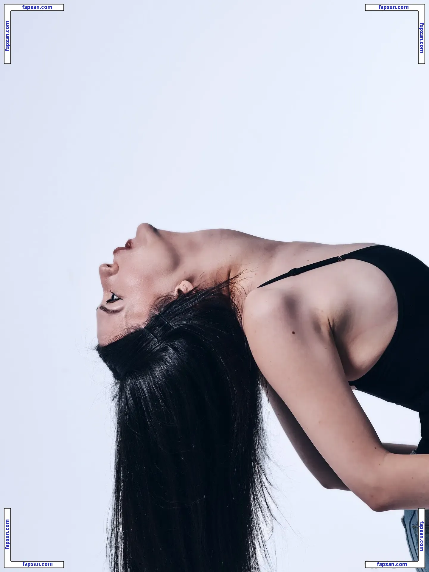 Bengisu Baykal nude photo #0005 from OnlyFans