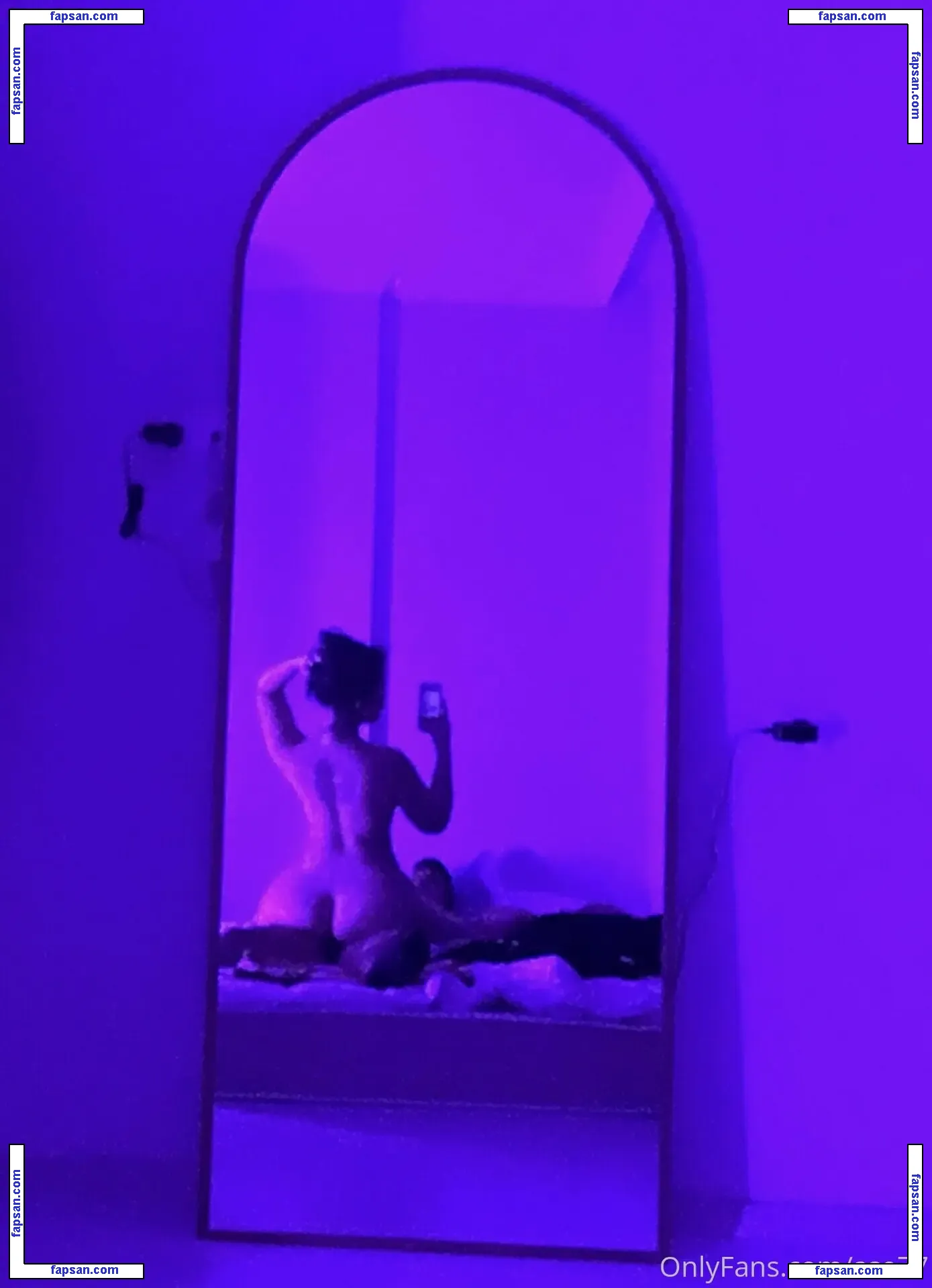 benhaze44 голая фото #0122 с Онлифанс