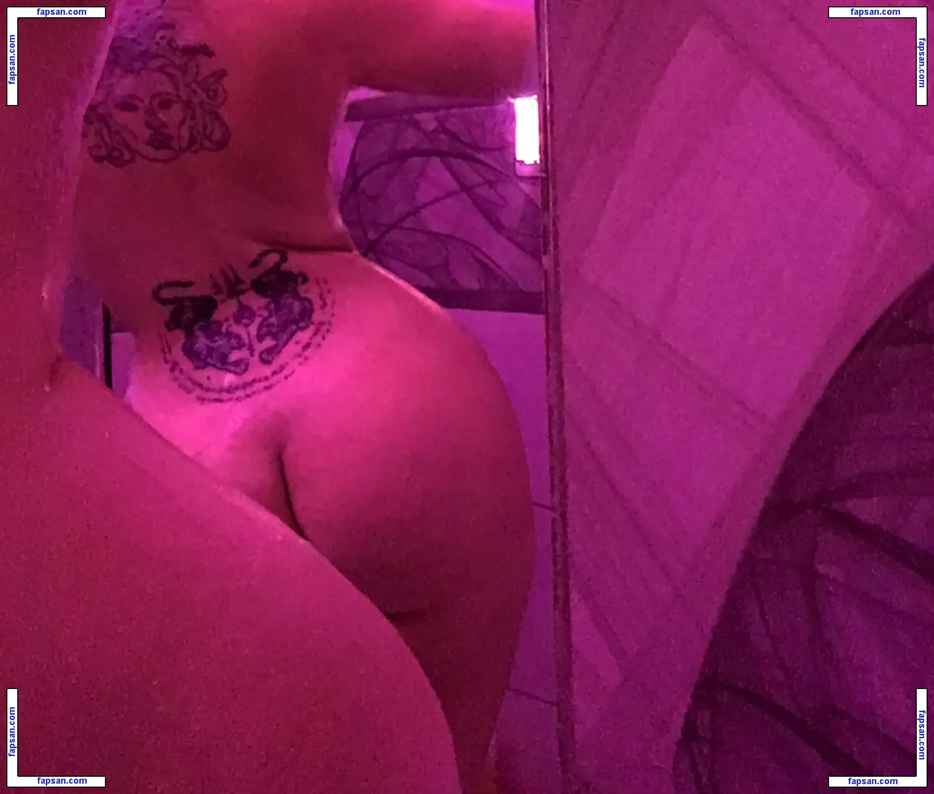 benhaze44 голая фото #0124 с Онлифанс