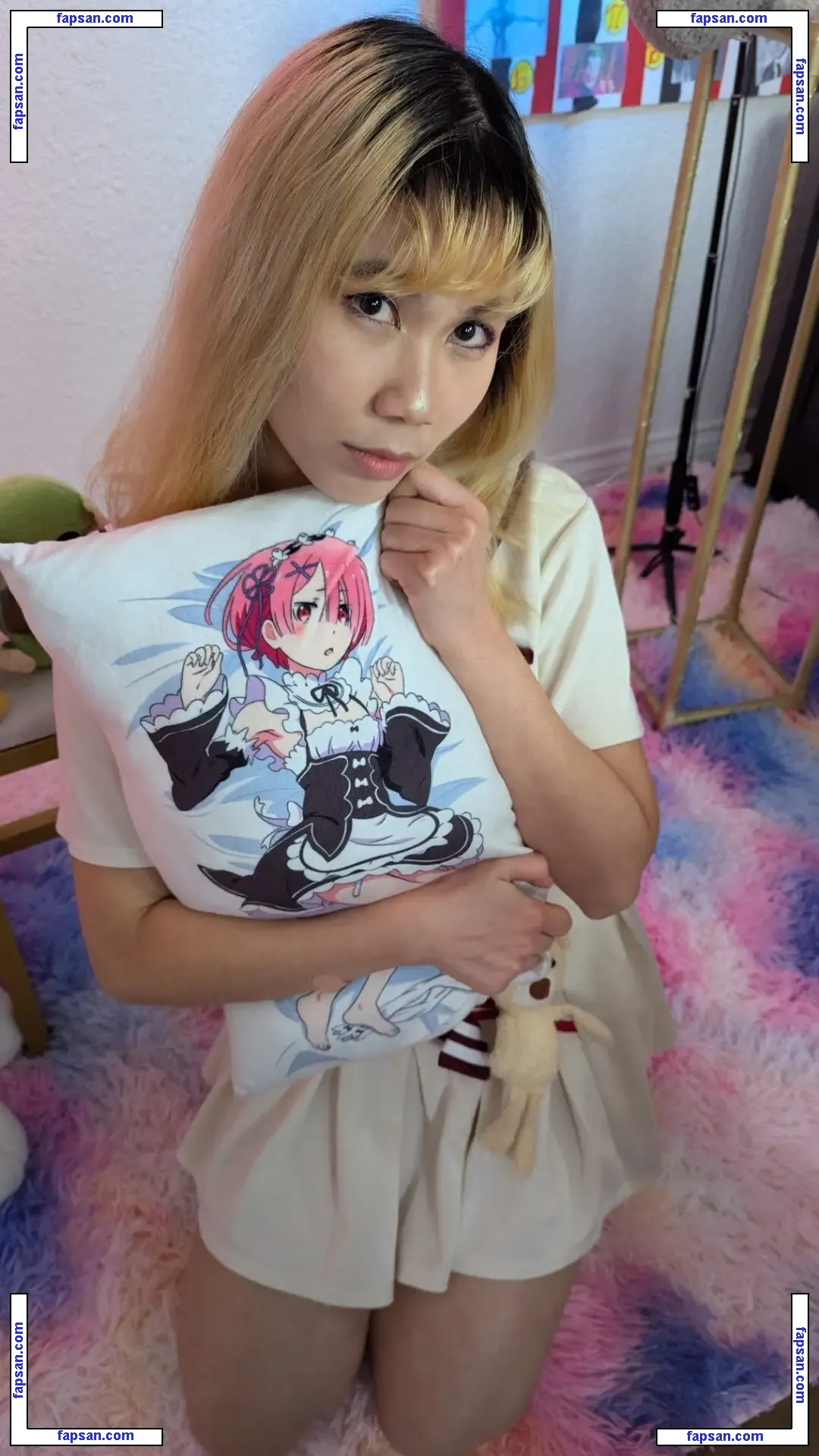 Bessy Q nude photo #0029 from OnlyFans