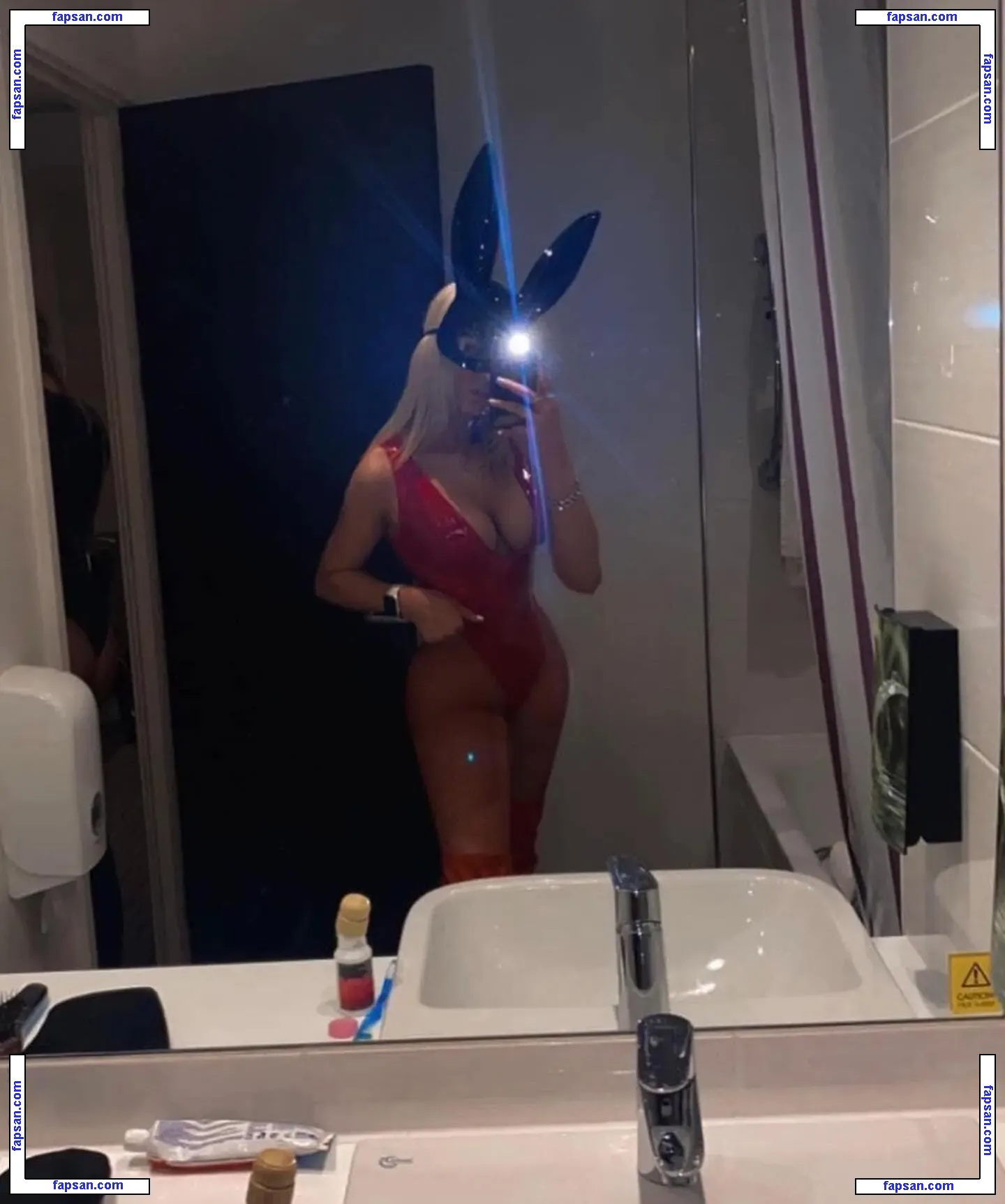 Beth Amelia nude photo #0023 from OnlyFans