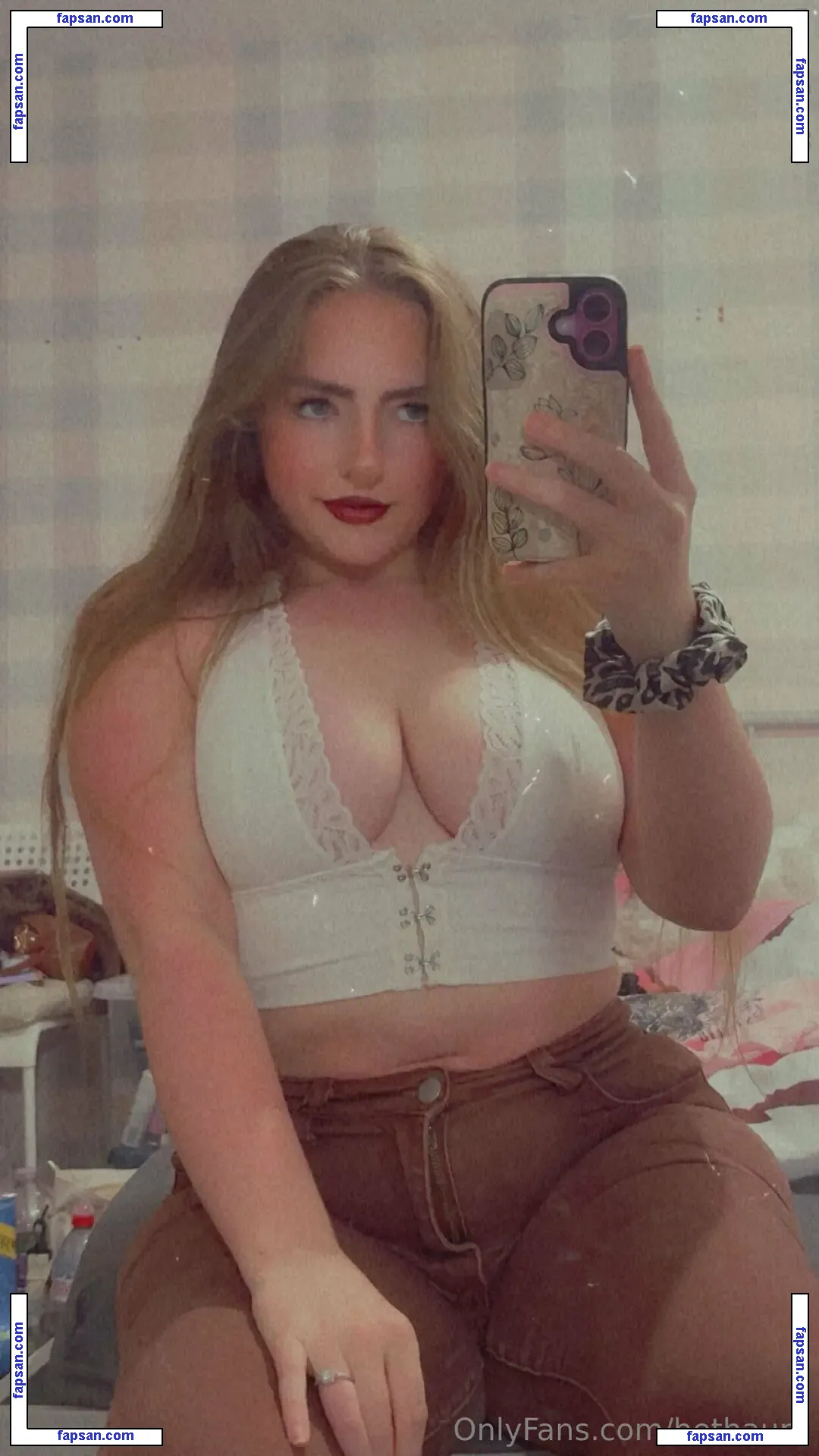 bethaura голая фото #0005 с Онлифанс