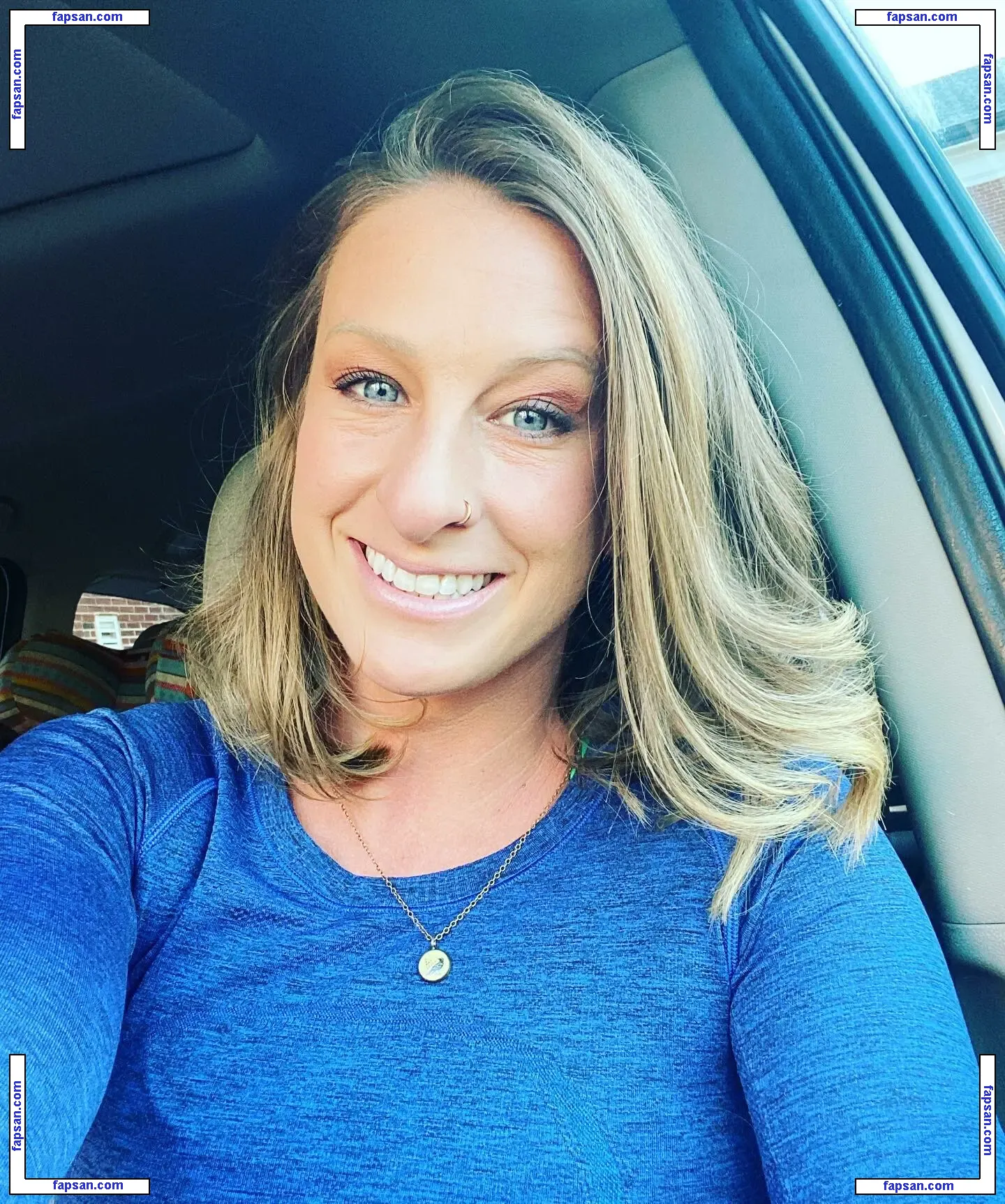 Bethy_Hope nude photo #0023 from OnlyFans
