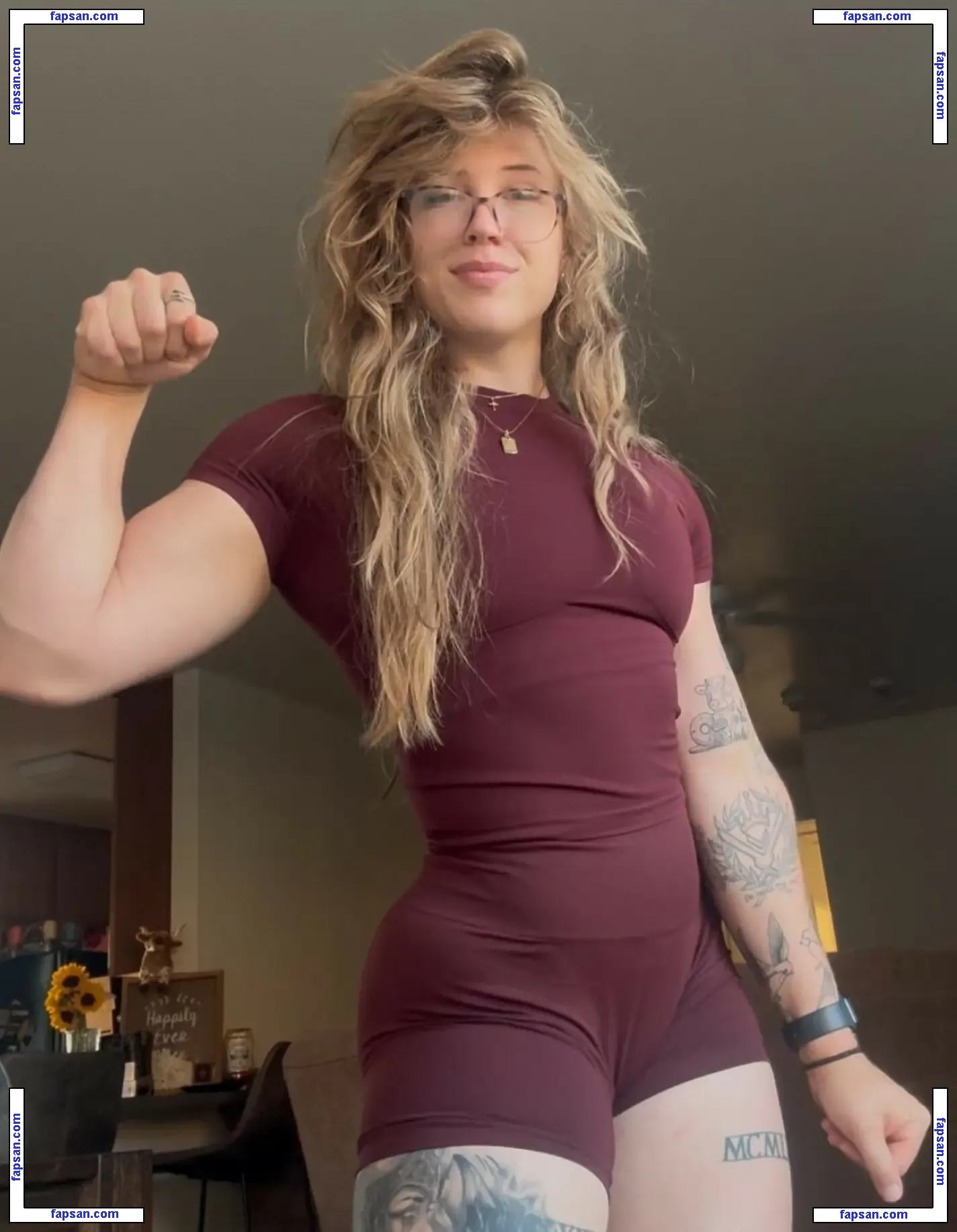 Betsy Parmley голая фото #0002 с Онлифанс