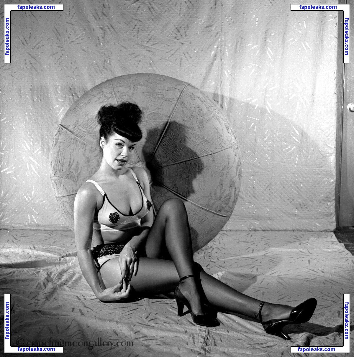 Bettie Page / bettie.page.xo / bettiepage голая фото #0141 с Онлифанс