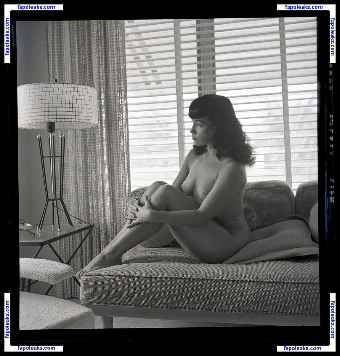 Bettie Page / bettie.page.xo / bettiepage голая фото #0145 с Онлифанс