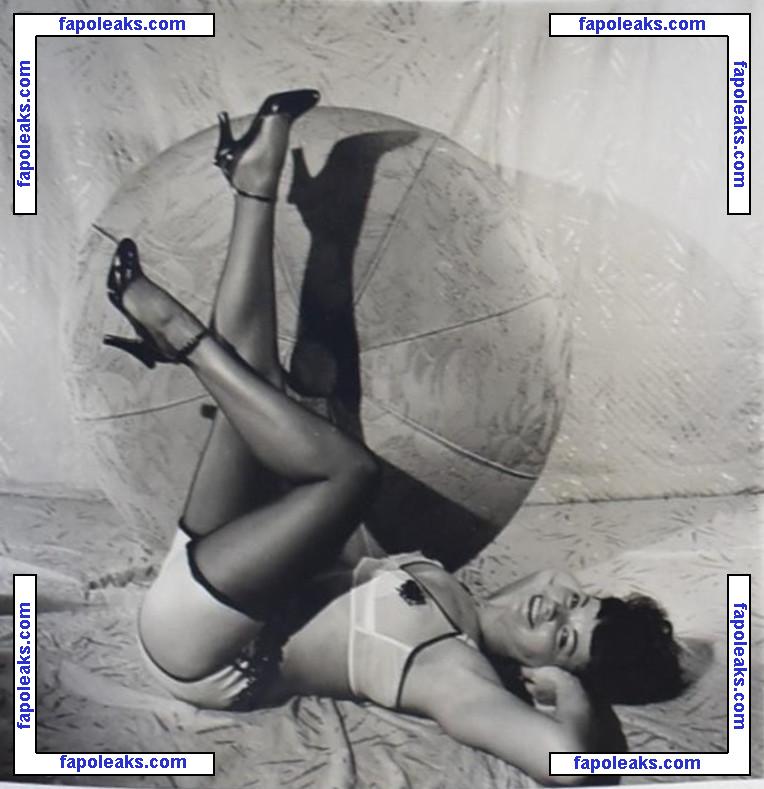 Bettie Page / bettie.page.xo / bettiepage голая фото #0152 с Онлифанс