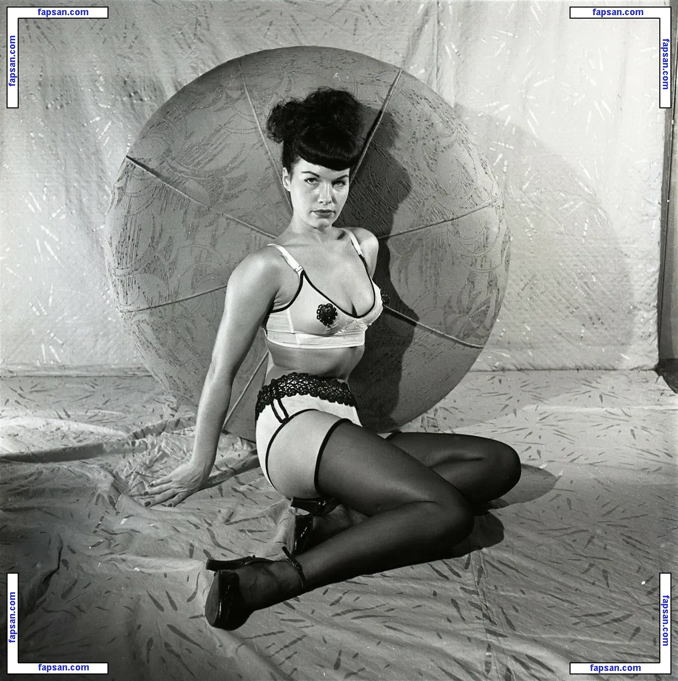 Bettie Page nude photo #0174 from OnlyFans
