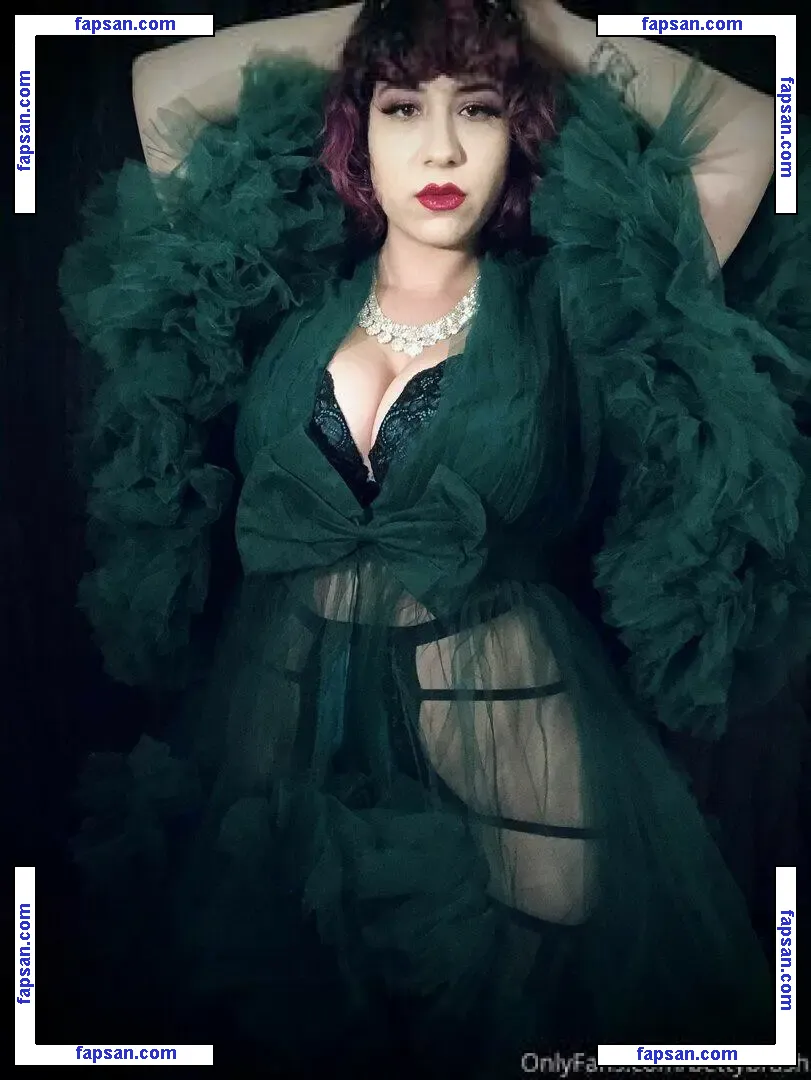 Betty Brash голая фото #0018 с Онлифанс