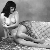 Betty Page голая #0034