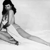 Betty Page голая #0055