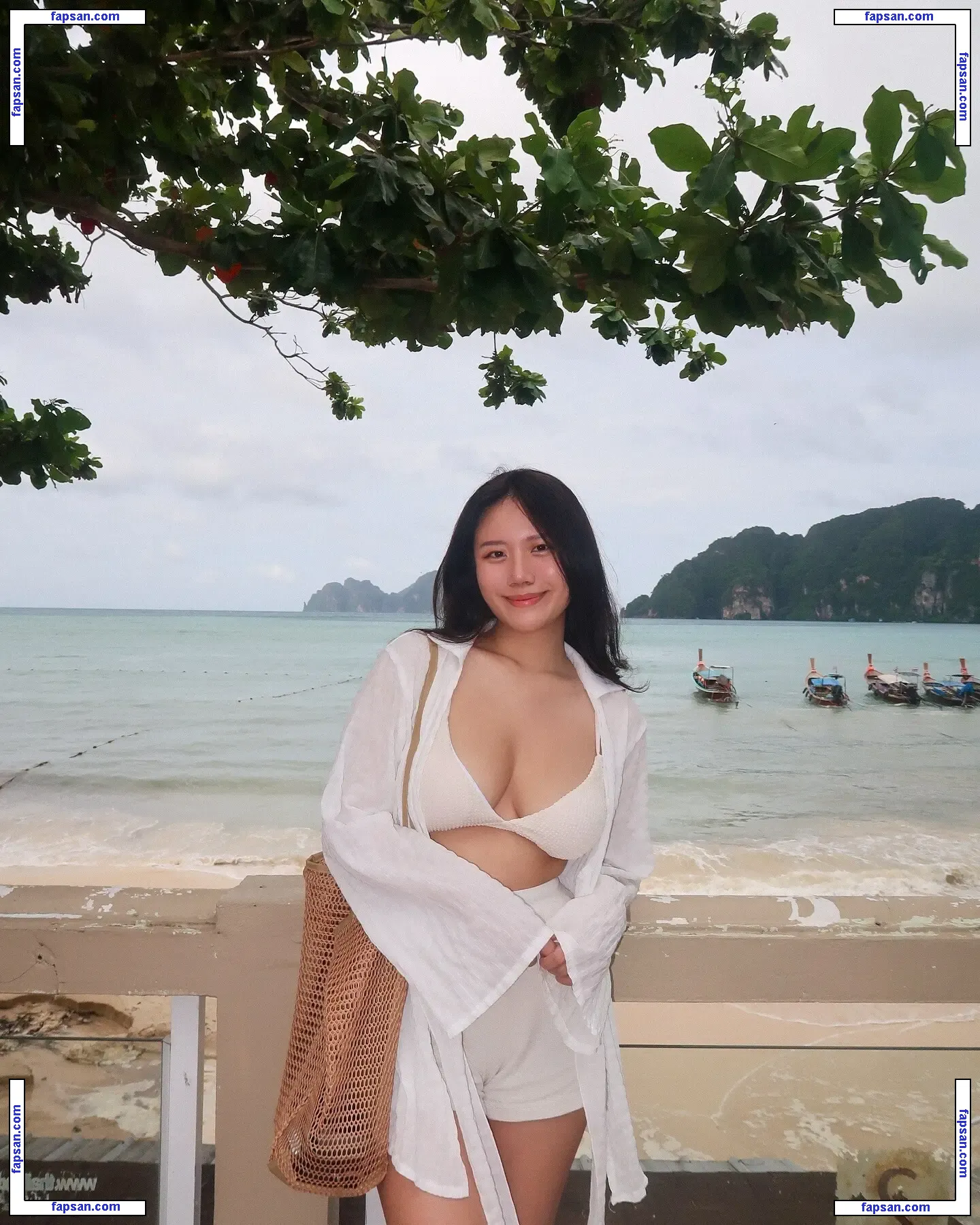 beverlyloh nude photo #0024 from OnlyFans