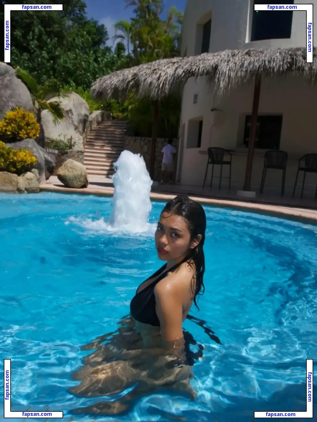 beyraabundes голая фото #0004 с Онлифанс