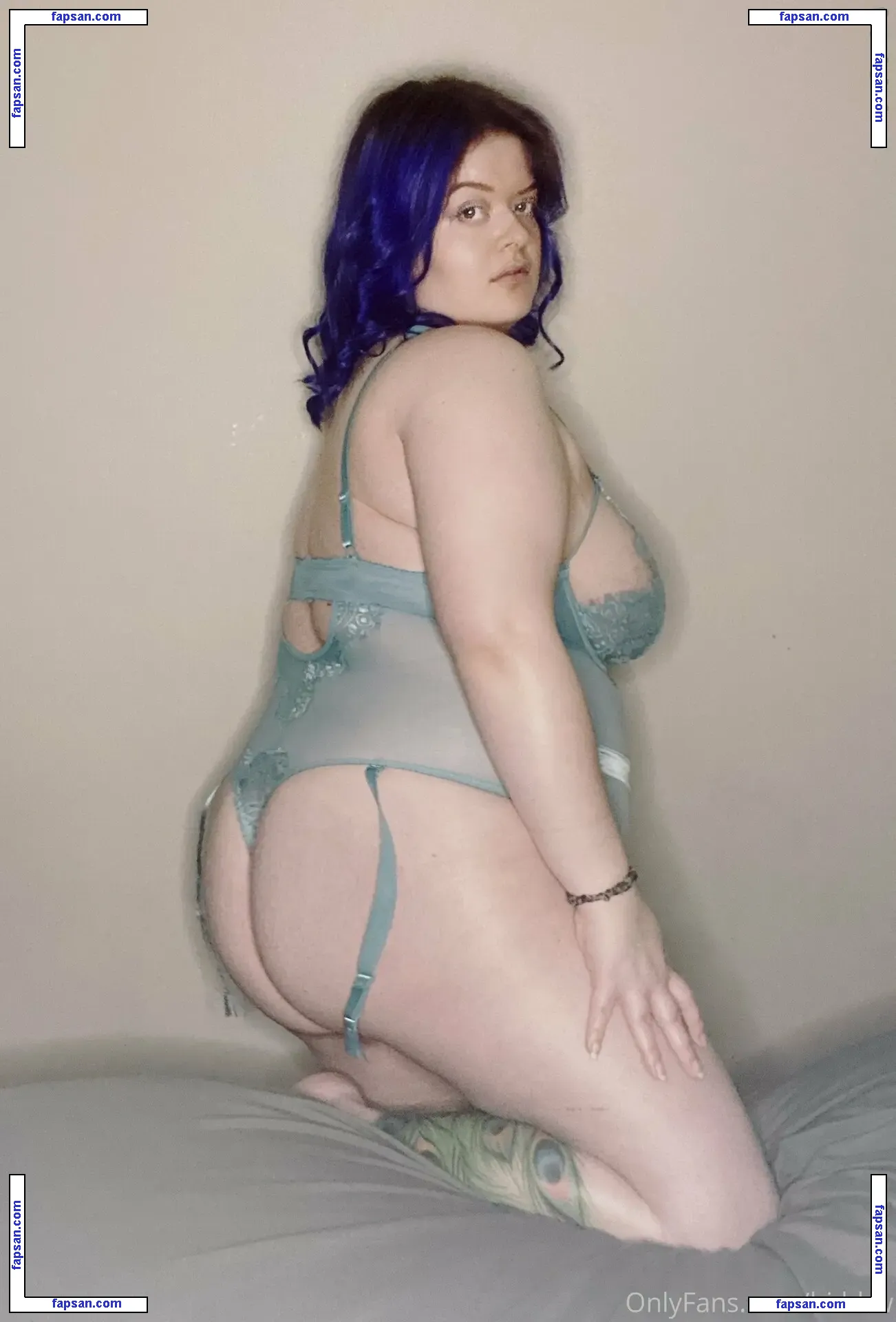 bi-bbw nude photo #0002 from OnlyFans