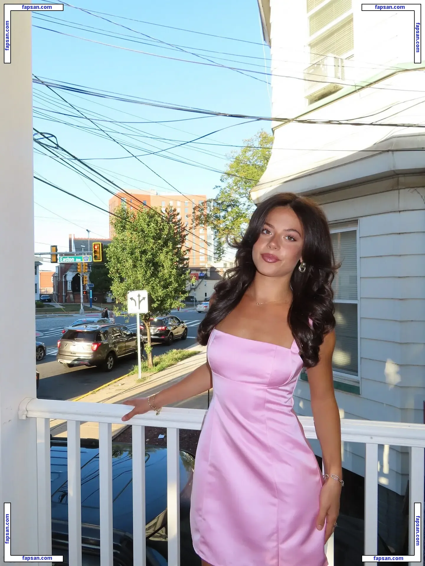 Biamonte Twins голая фото #0024 с Онлифанс