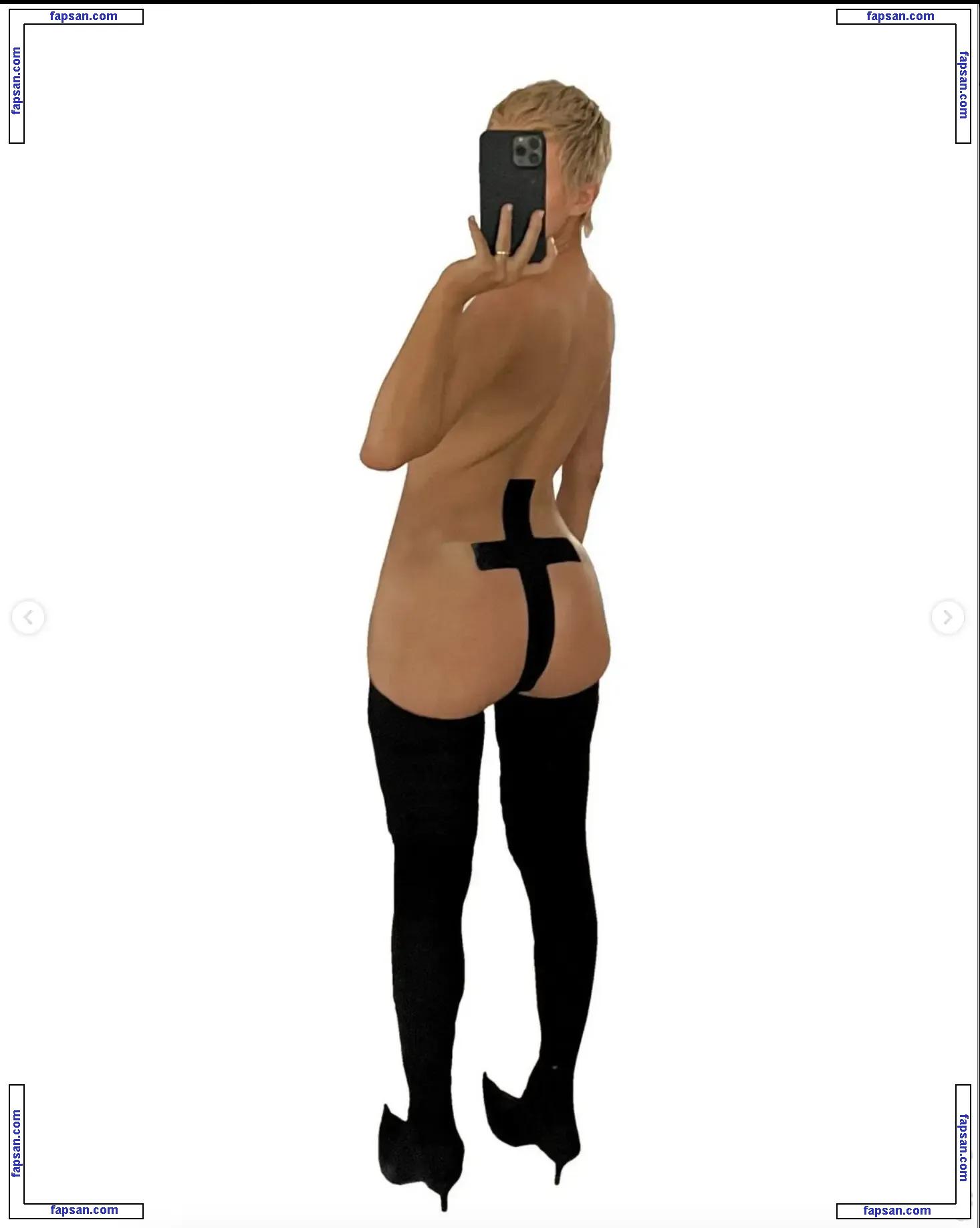 Bianca Censori nude photo #0043 from OnlyFans