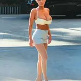 Bianca Censori nude #1564