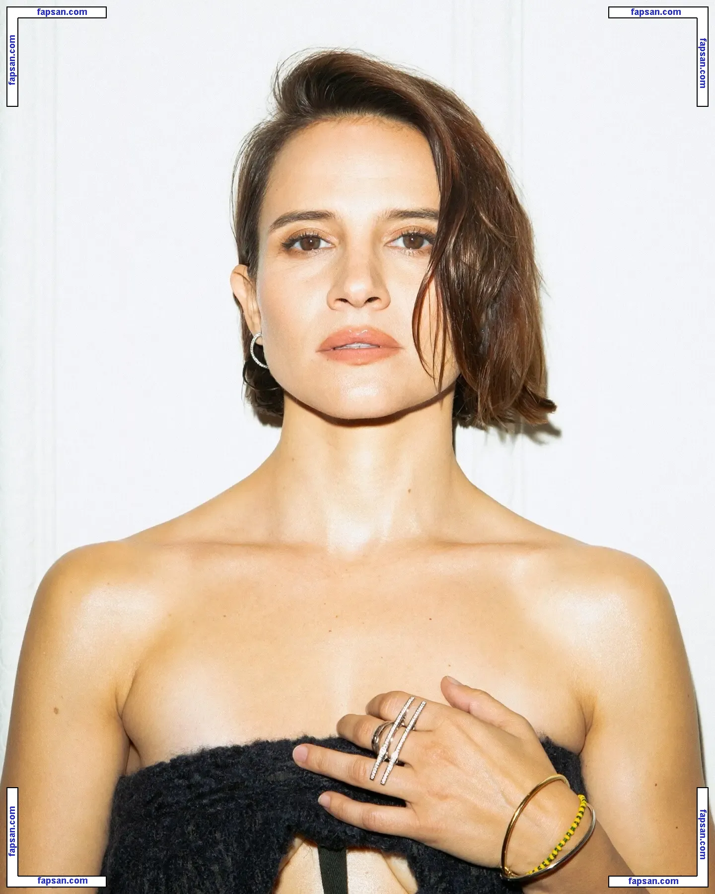 Bianca Comparato голая фото #0052 с Онлифанс