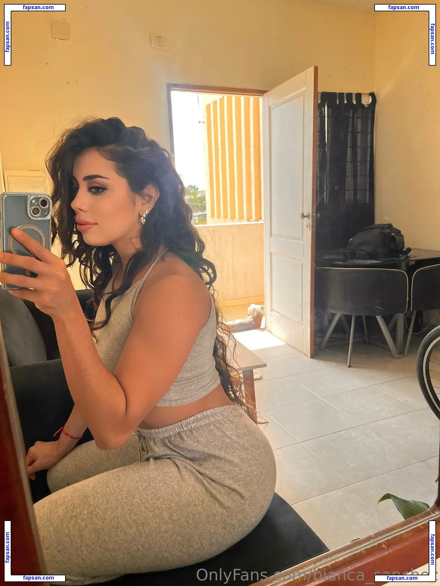 bianca_sanchez nude photo #0020 from OnlyFans