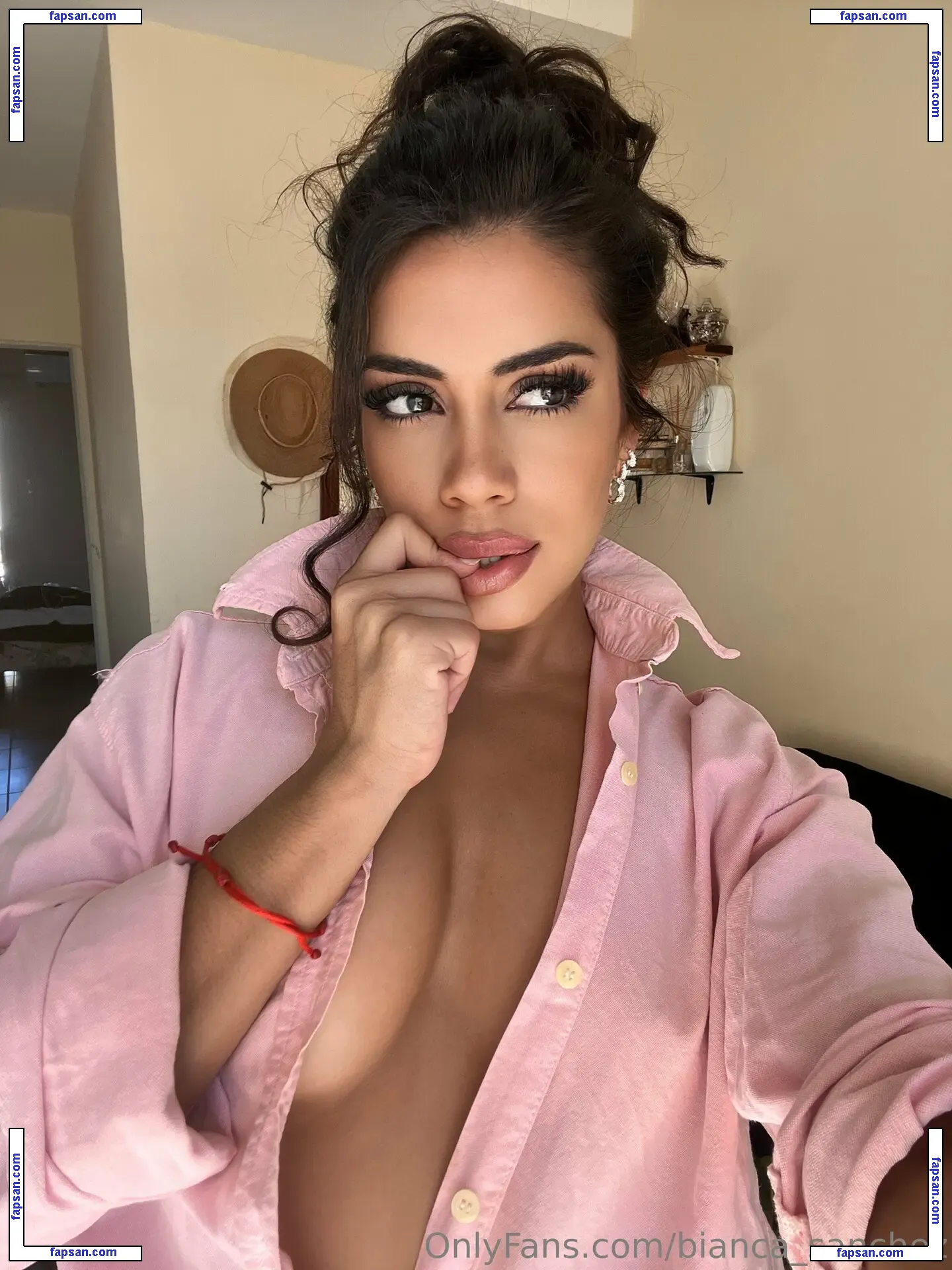 bianca_sanchez nude photo #0039 from OnlyFans